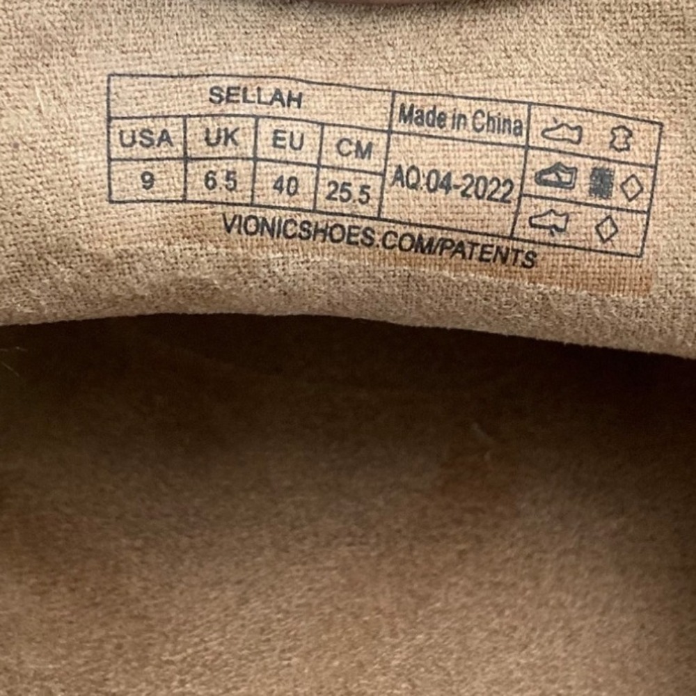 SOLD Vionic Sellah tan Leather Loafers shoes 9 Pebbled comfort preppy minimalist - Picture 15 of 15